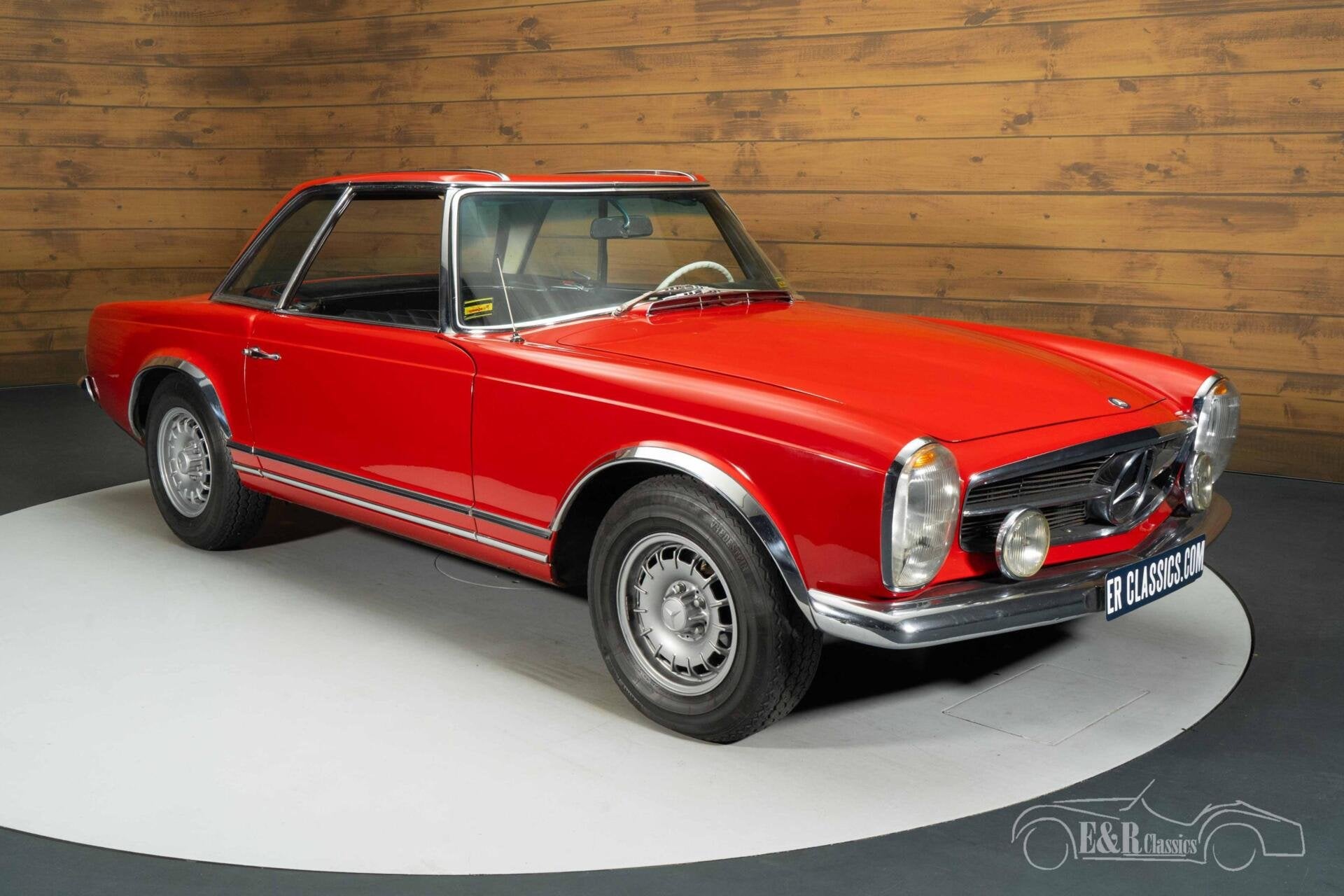 Mercedes 280 SL Cabriolet | 1968, Auto's, Oldtimers, Automaat, Achterwielaandrijving, Zwart, Bedrijf