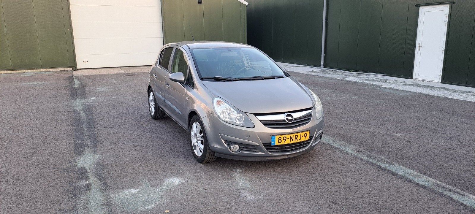 Opel Corsa 1.2 16V 5D Easytronic 2010 Bruin, Auto's, Opel, Particulier, Corsa, Airbags, Airconditioning, Centrale vergrendeling