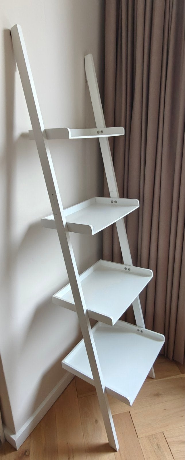 Witte wandrek / ladderrek met 4 planken, Ophalen, Gebruikt
