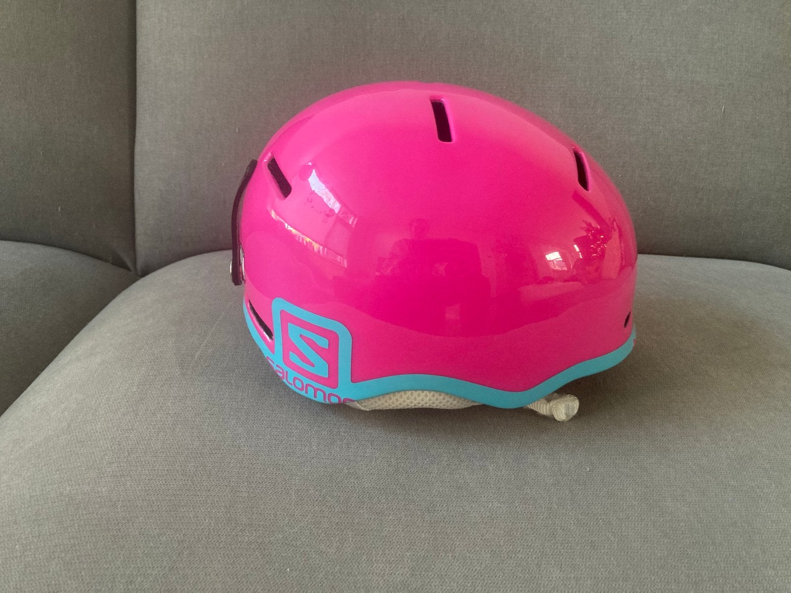 Roze Salomon skihelm en tijgerprint muts, Ophalen of Verzenden, Zo goed als nieuw, Maat 38/40 (M), Overige typen