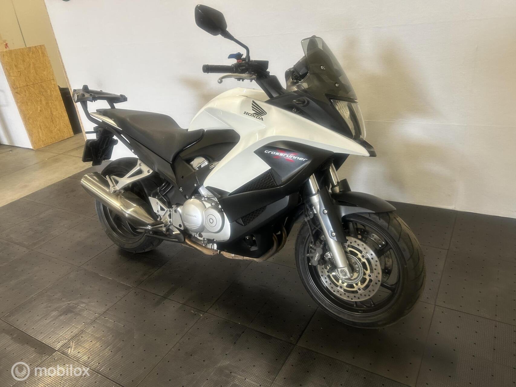 Honda VFR 800X Crossrunner C-ABS, LED Verlichting, 782 cc, Bedrijf, Meer dan 35 kW