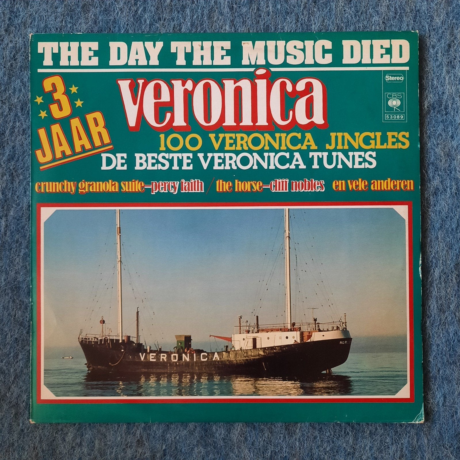LP Veronica - The Day The Music Died met 100 JINGLES, Cd's en Dvd's, Inclusief binnenhoes, Ophalen of Verzenden, Zo goed als nieuw