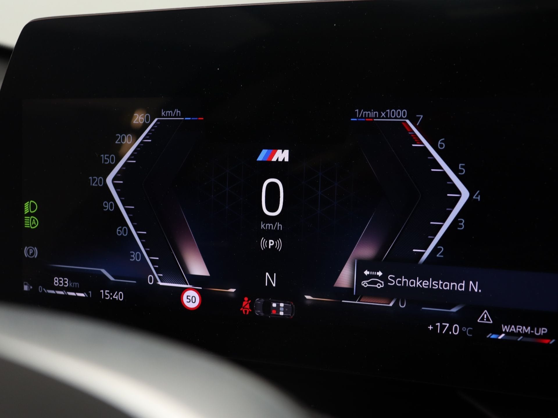 BMW 1 Serie 120 M-Sport | Trekhaak | Panoramadak (bj 2025), Gebruikt, 156 pk, Met garantie (alle), Bedrijf