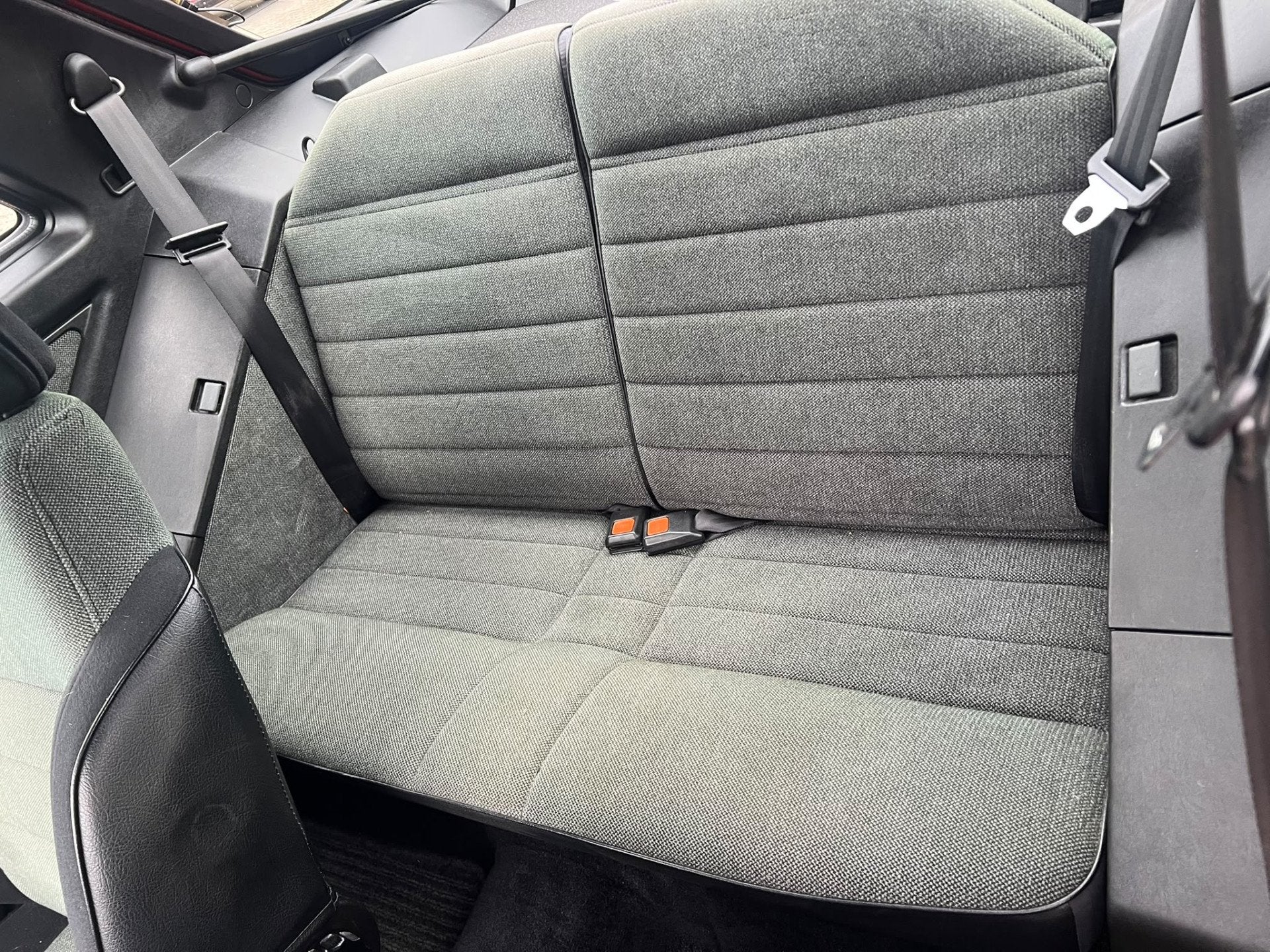 Nissan Sunny 1.6 SLX Coupe nieuwstaat, (bj 1990), foto 5