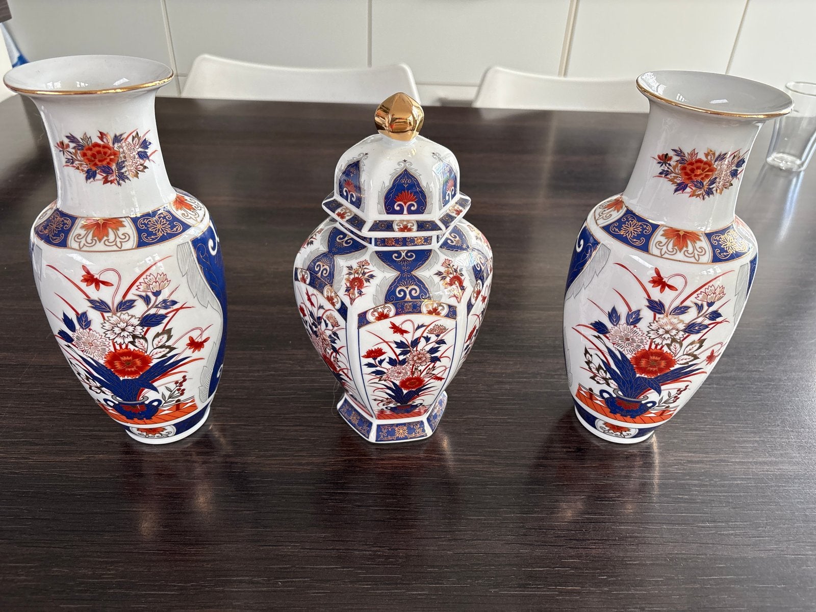 Set van 3 prachtige Imari porseleinen vazen uit Japan, Ophalen