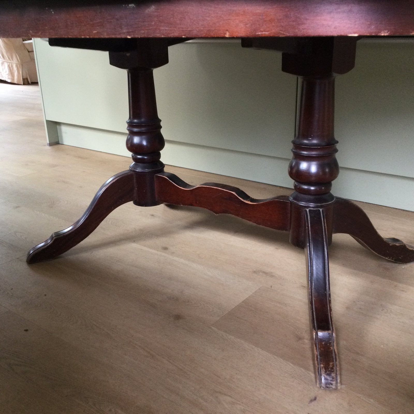 Ovale tafel GRATIS /OPKNAPPER uitschuifbaar, Ophalen