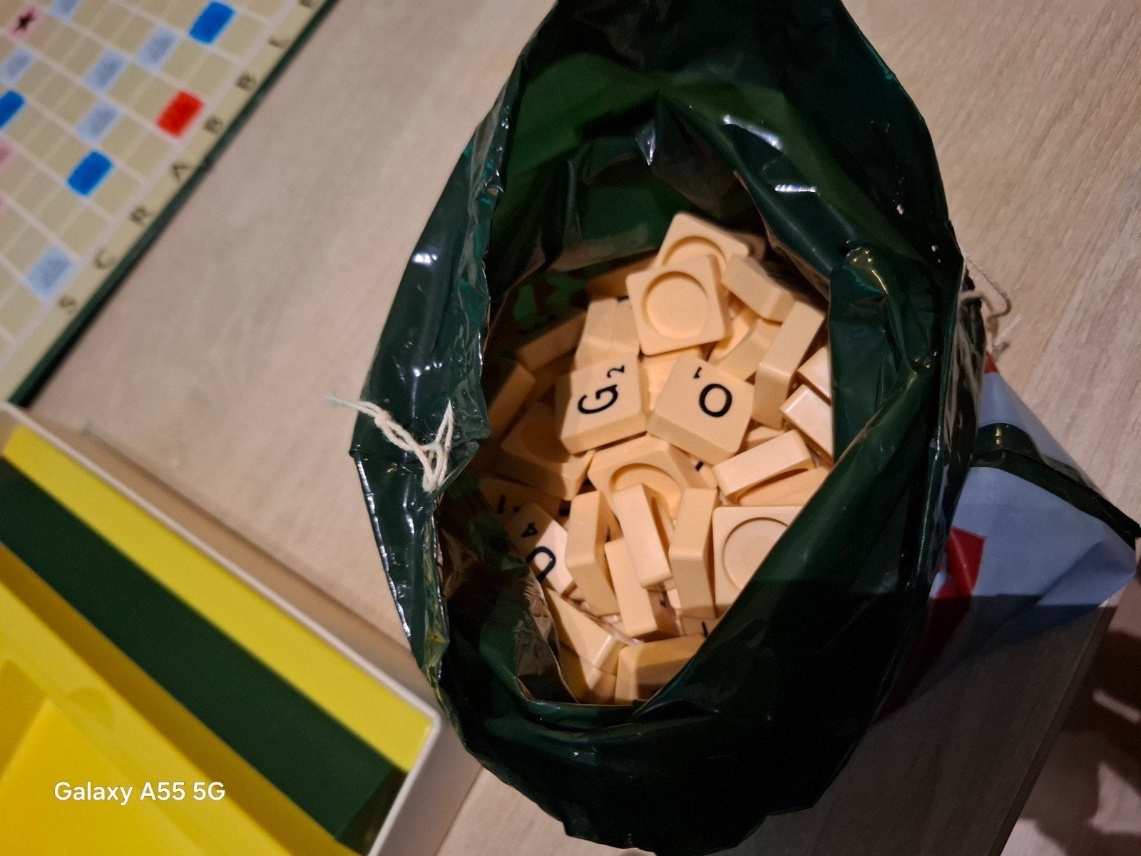 Scrabble Bordspel - Nederlandse Uitgave, Postbus 515, 1180 AM Amstelveen, Drie of vier spelers, Mattel, Gebruikt