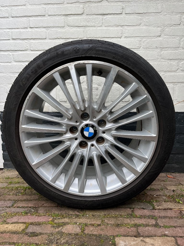 4 BMW 518 D  Touring 19 inch velgen  Goodyear Eagle banden, Banden en Velgen, Personenwagen, Zomerbanden, Ophalen