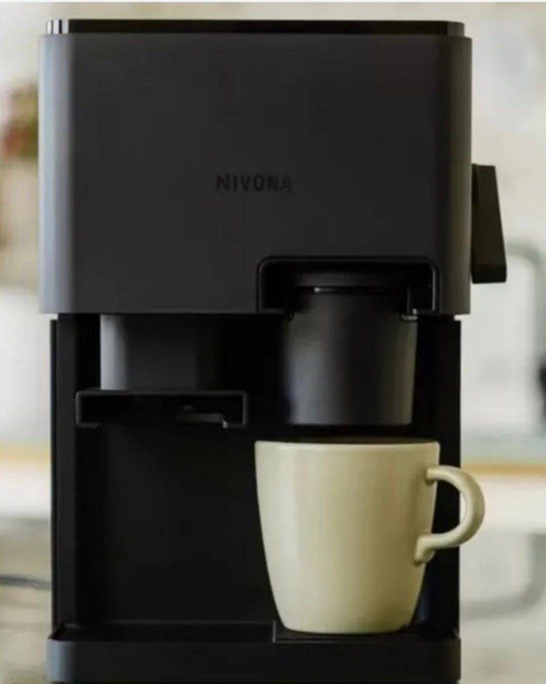 Nivona Cube 4106 Koffiemachine - Zo goed als nieuw, Witgoed en Apparatuur, Koffiezetapparaten, Afneembaar waterreservoir, Koffiemachine