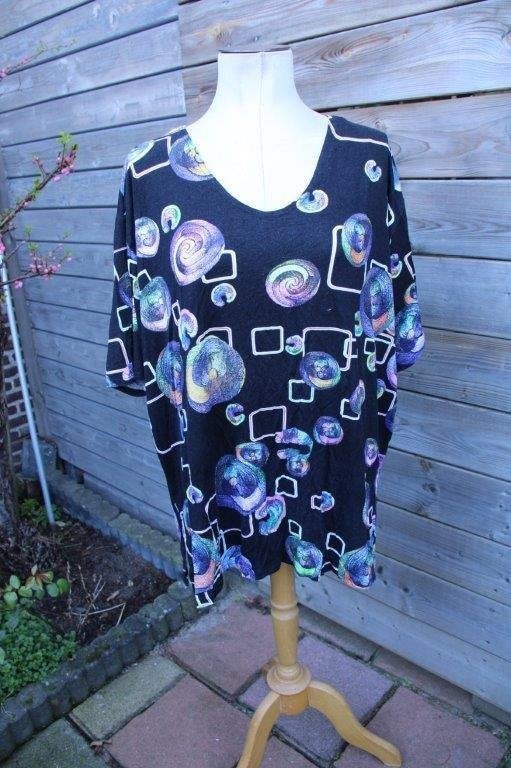 T-Shirt zwart/ kleur Magna mt 56/58 Vaste prijs, Zwart, Shirt of Top, Ophalen of Verzenden, Magna
