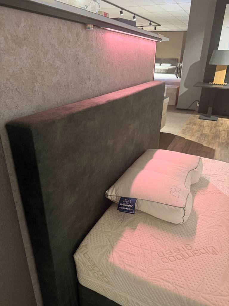 Foto 4 van Smeenk Boxspring 120x210 NIEUW! Helemaal compleet! KORTING!