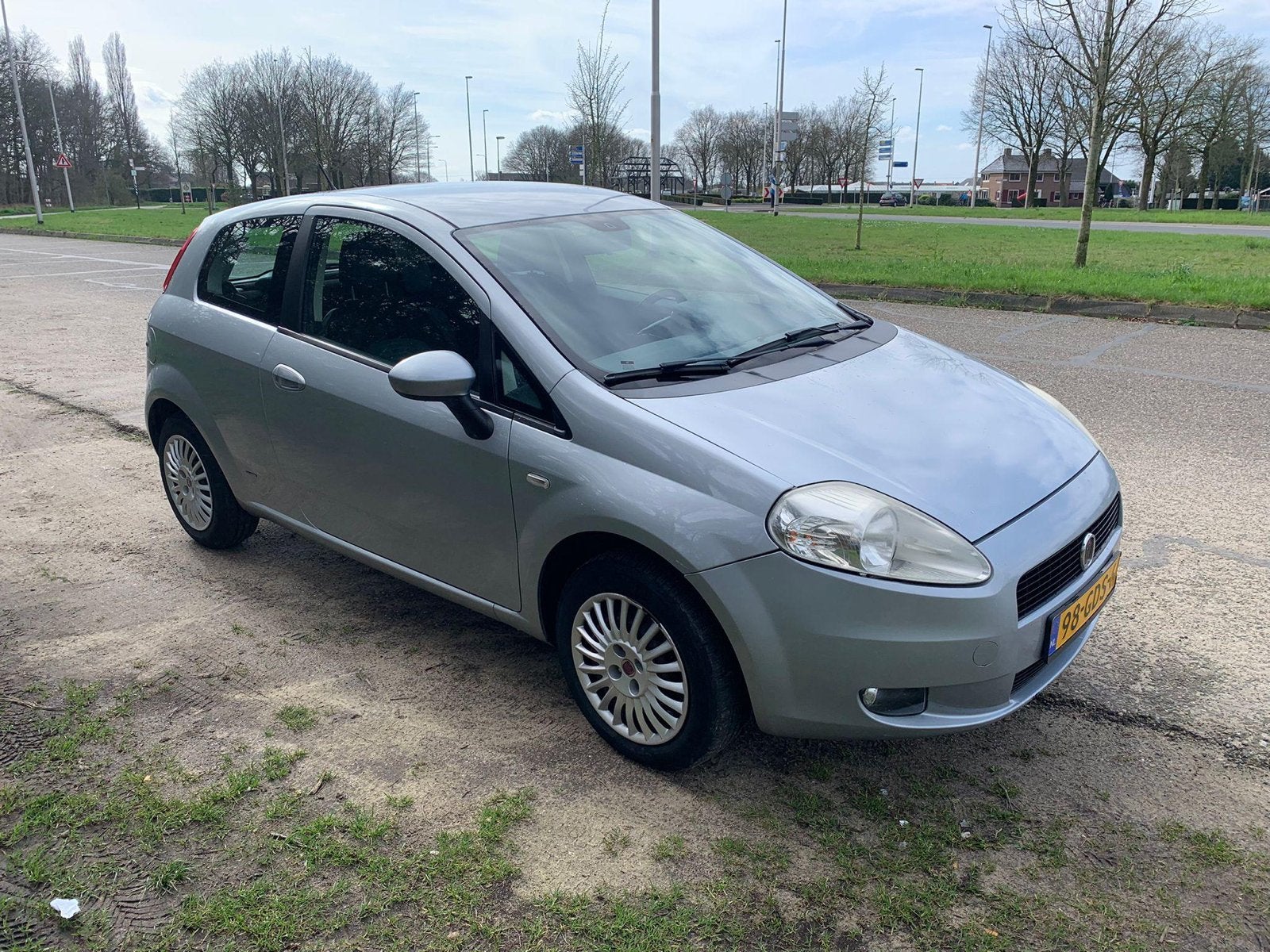 Fiat Punto 1.4 3DR 2008 Grijs, Voorwielaandrijving, Stof, 40 €/maand, 4 cilinders