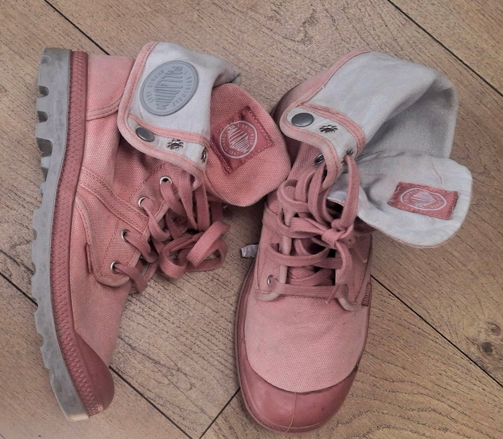 Palladium Pallabrouse Baggy canvas boots mt 41, Kleding | Dames, Ophalen of Verzenden, Zo goed als nieuw, Sneakers of Gympen