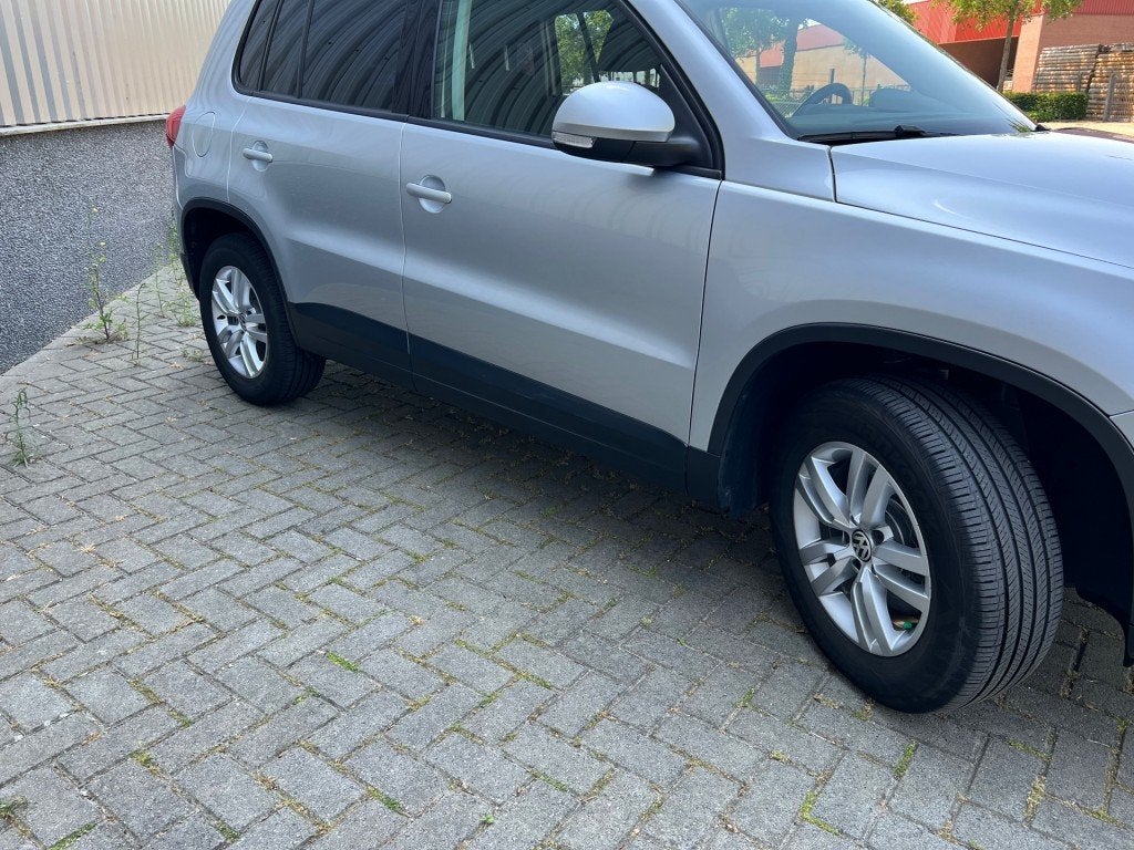 Volkswagen TIGUAN 2.0 TSI Hb 5-Drs SPORT&STYLE Automaat! Uni, Auto's, Automaat, Gebruikt, 4 cilinders, 1984 cc