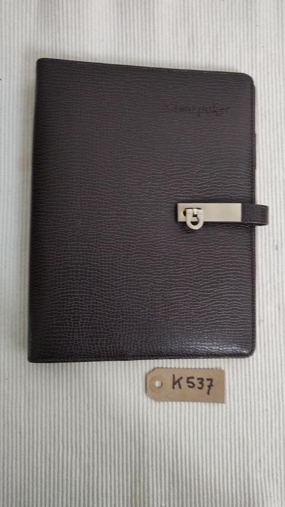 K537 agendaorganizer A5 bruin kunstleder in zeer goede staat, Diversen, Agenda's, -, -, Ophalen of Verzenden, Zo goed als nieuw
