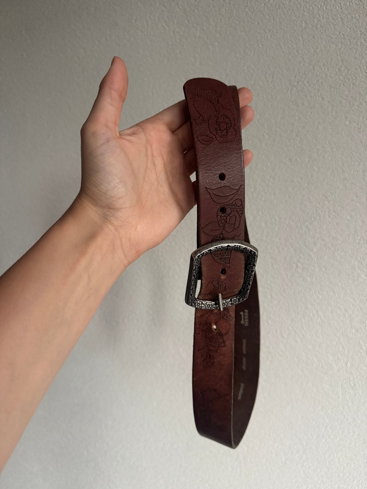 Fossil bruine echt leren riem met borduursels, Kleding | Dames, Fossil, Echt leder, Heupriem, Ophalen of Verzenden