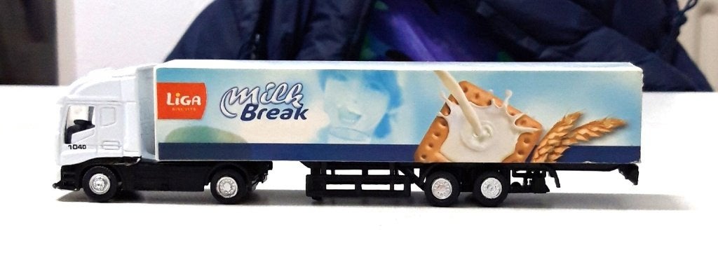Verzamel Vrachtwagen Liga Milk Break (ZGAN), Hm, Albert Heijn, Ophalen of Verzenden, Onbekend