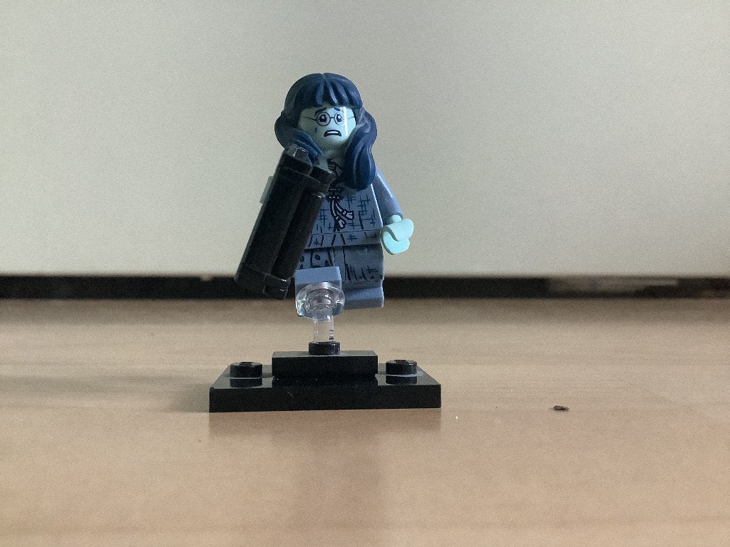 Lego minifigure Jammerende Jenny uit Harry Potter mysterybag, Ophalen of Verzenden, Zo goed als nieuw, Actiefiguurtje