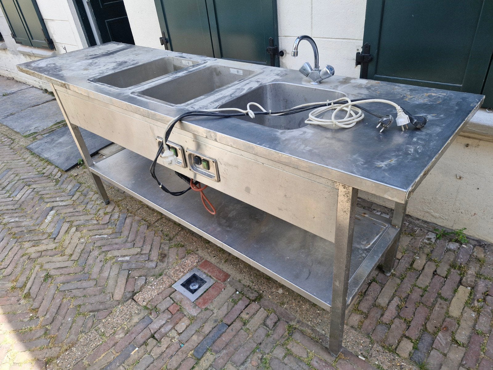 RVS Werkbank met Spoelbakken en Warmhoudbakken, Huis en Inrichting, Ophalen, Gebruikt