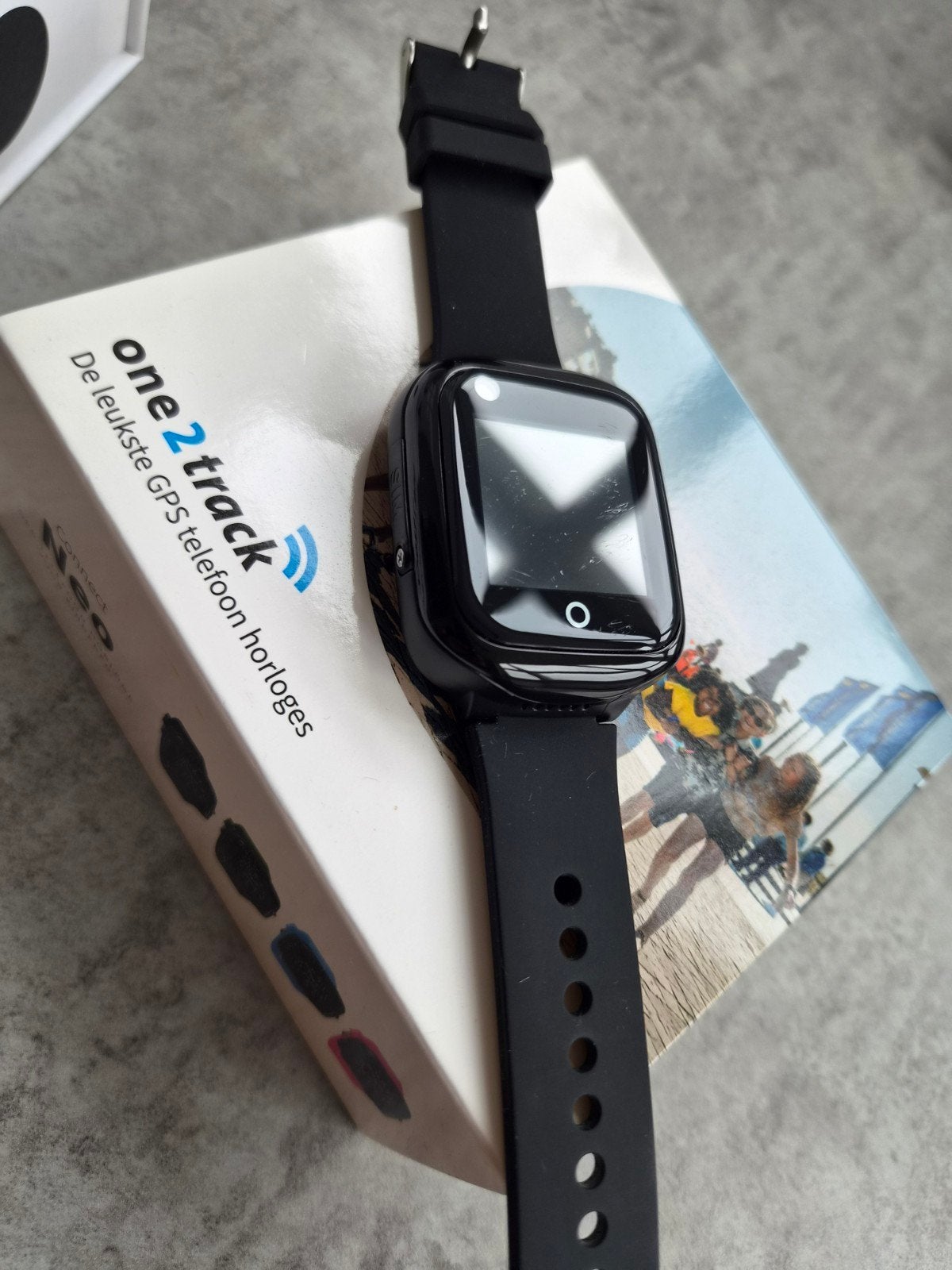 One2track Connect Neo GPS Telefoon Horloge voor Kinderen, Ophalen of Verzenden, Gebruikt, Zwart, Jongen of Meisje