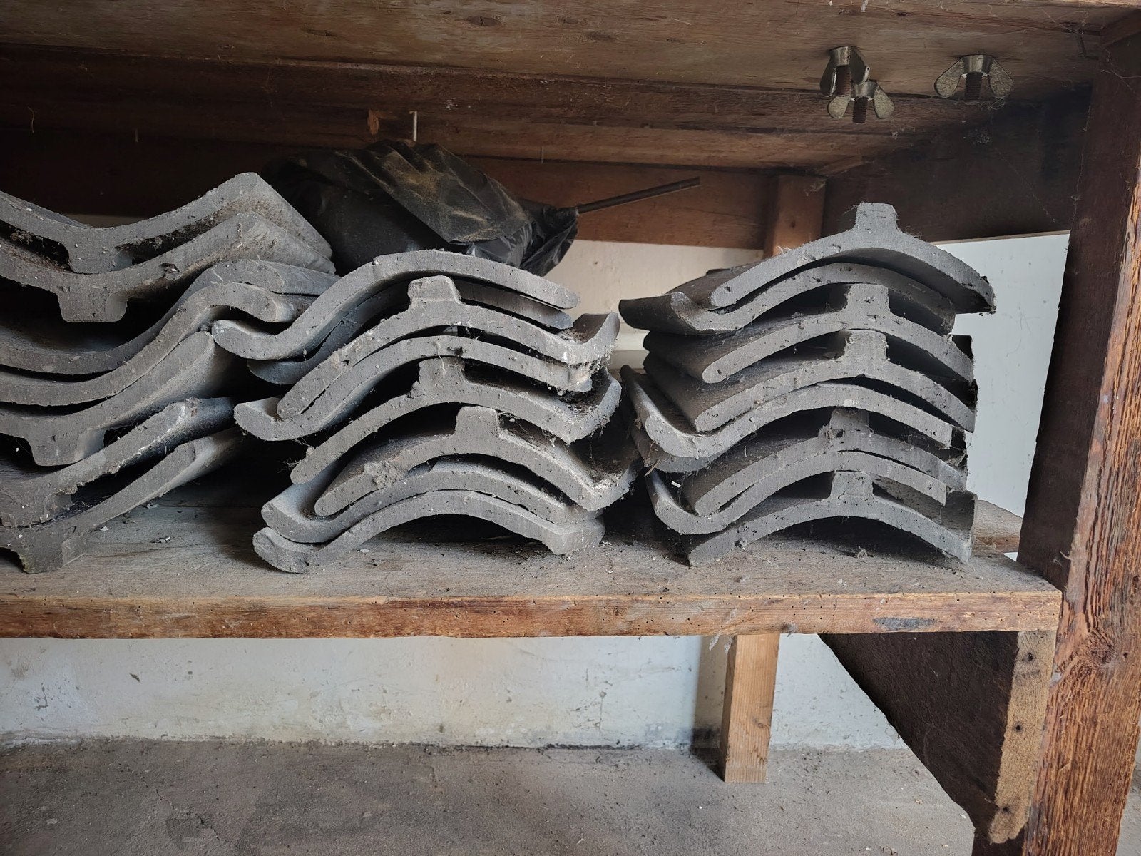 22 dakpannen, nokvorsten, grijs, Ophalen, Gebruikt, Steen of Klei, 15 m² of meer