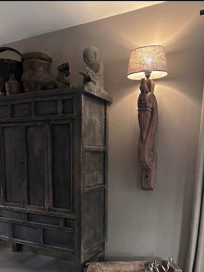 Unieke wandlamp oud ornament uit india met ovale linnenkap, Ophalen