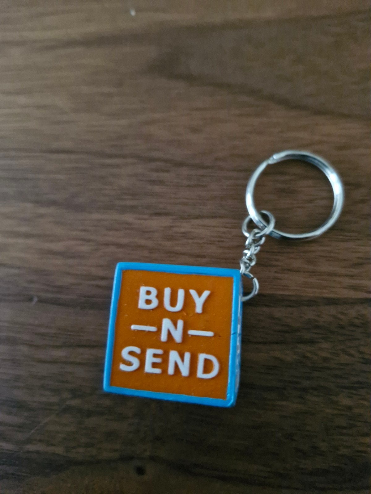 334 Buy-N-Send sleutelhanger, Verzamelen, Sleutelhangers, Ophalen of Verzenden