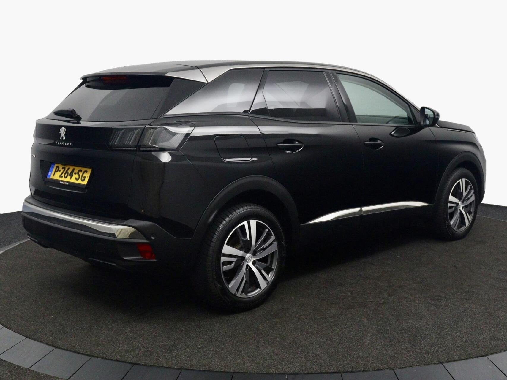 Peugeot 3008 1.2 PureTech Allure Business zwart automaat, Gebruikt, 1199 cc, Zwart, Origineel Nederlands