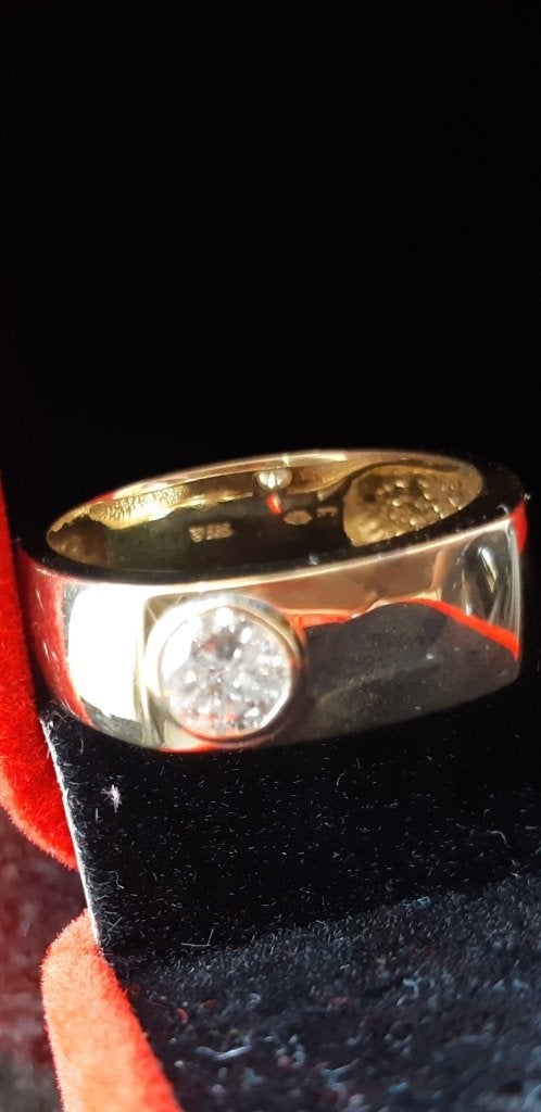 Briljant 0.75 Crt. Gouden ring. Zeer mooi., 19 tot 20, Heer, Ophalen of Verzenden, Zo goed als nieuw