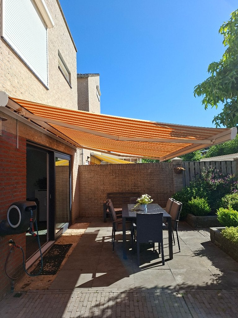 Groot zonnescherm, in prima staat. Sunpoint., Tuin en Terras, Zonneschermen, Ophalen, Gebruikt, 450 cm of meer, Elektrisch