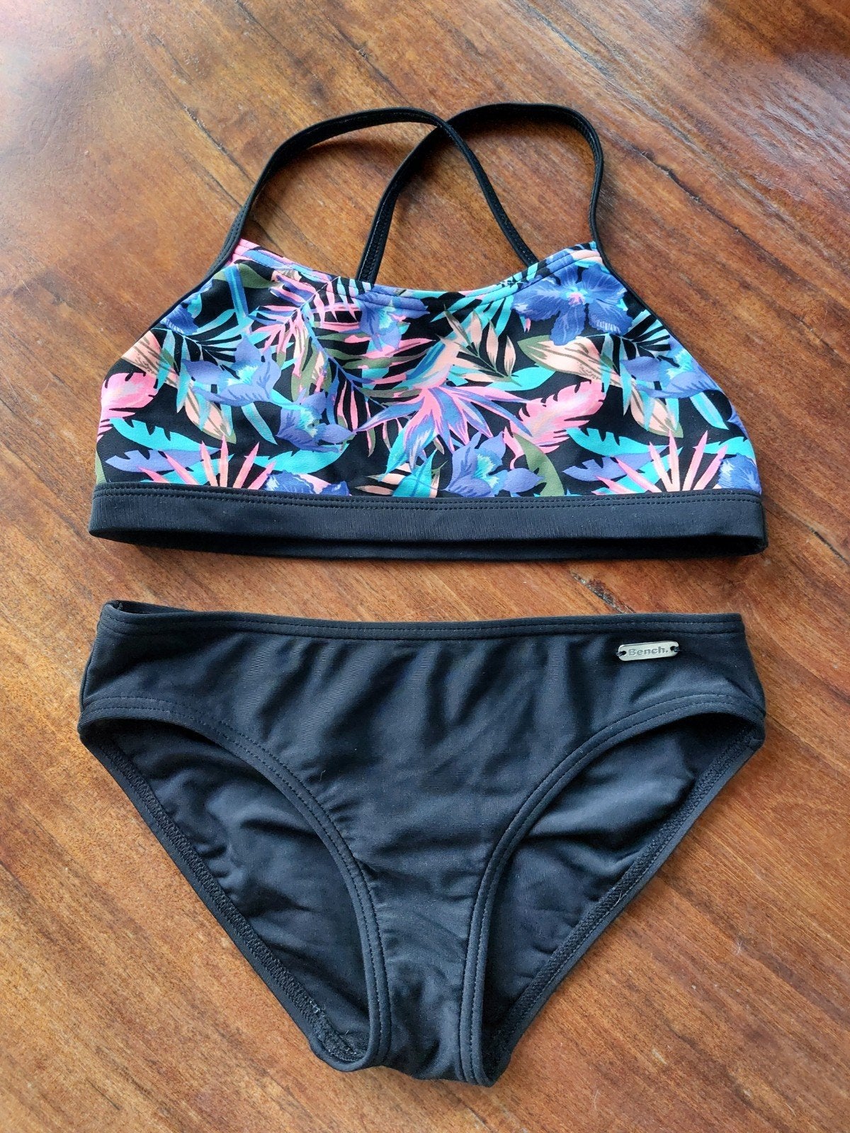 Bench. Bikiniset Maat 134/140 - Zo goed als nieuw, Kinderen en Baby's, Kinderkleding | Kinder-zwemkleding, Bikiniset, Meisje, Ophalen of Verzenden