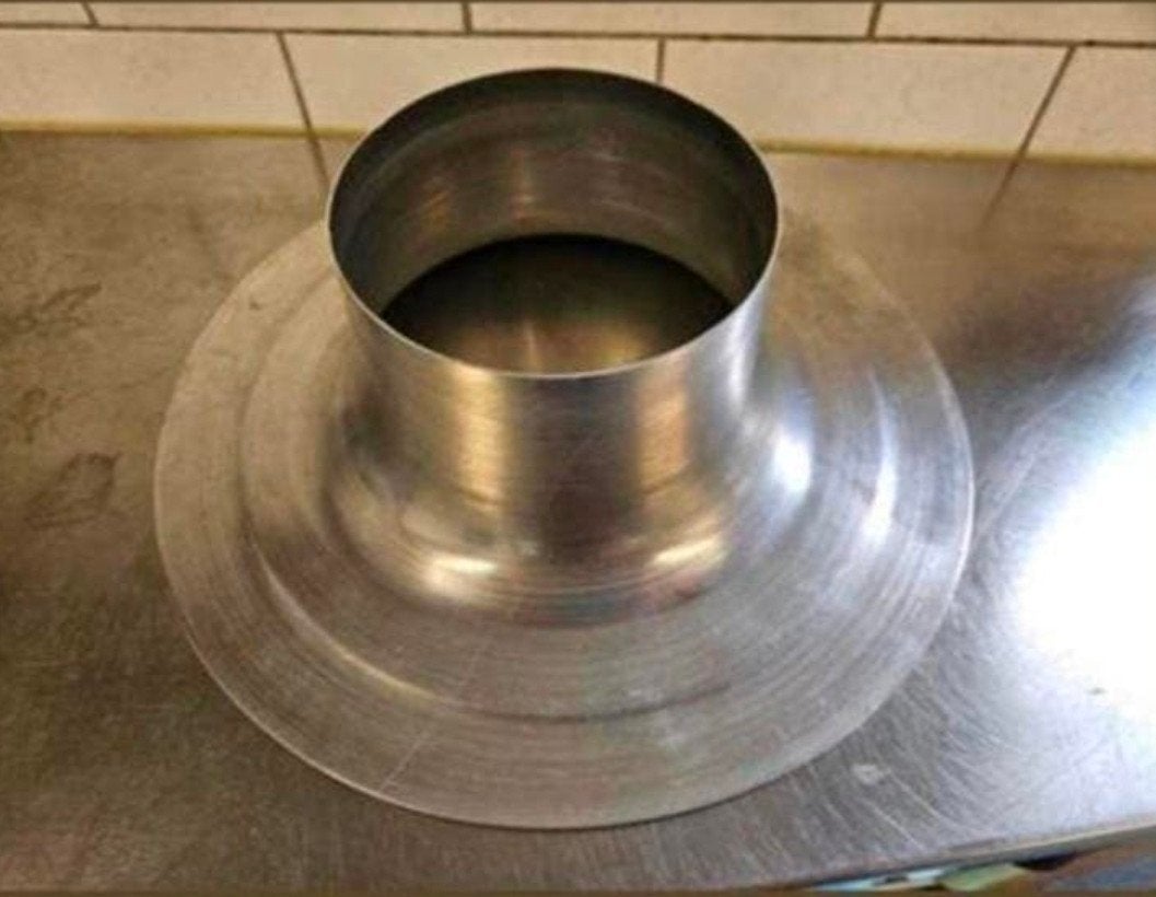 Metalen afzuigkap/ kachel pijp verloopstuk, Ophalen of Verzenden, Gebruikt, Afzuiger