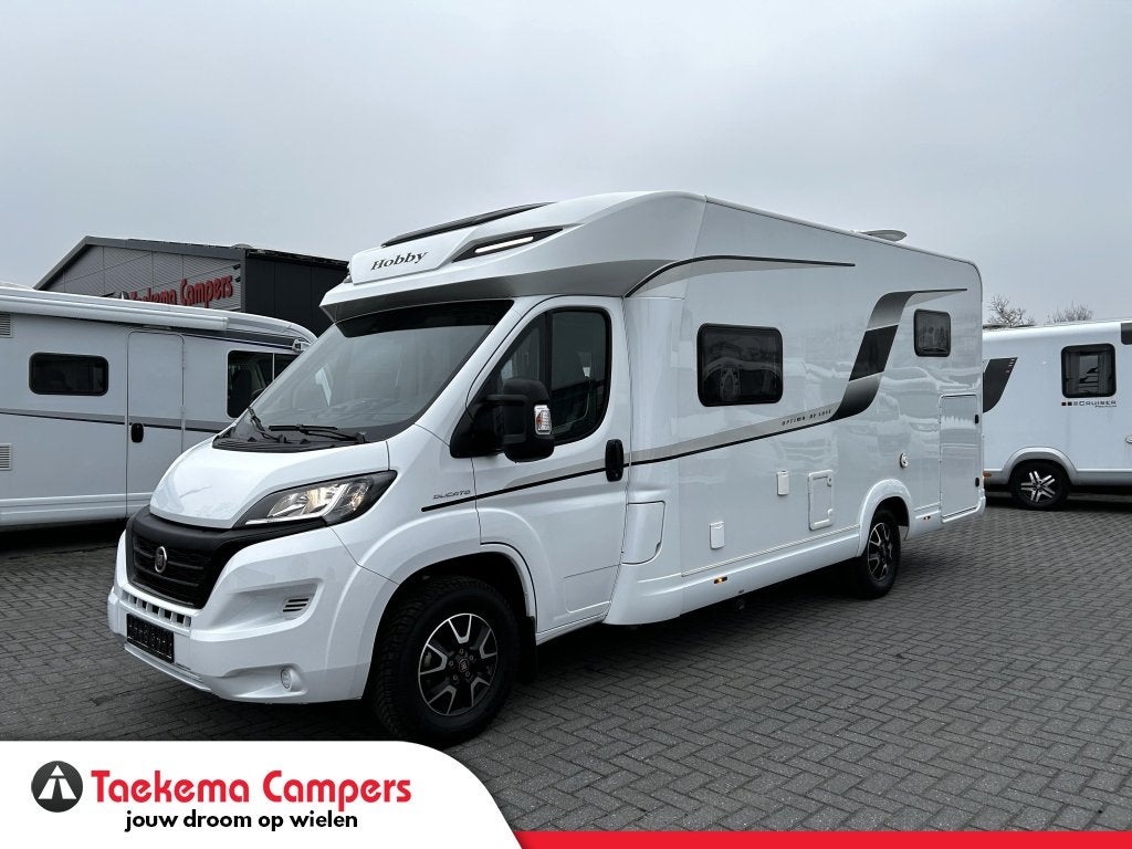 Hobby Optima T65 GE De Luxe Enkele-bedden/2022/Euro-6/140pk, Fiat, Hobby, 6 tot 7 meter, Bedrijf
