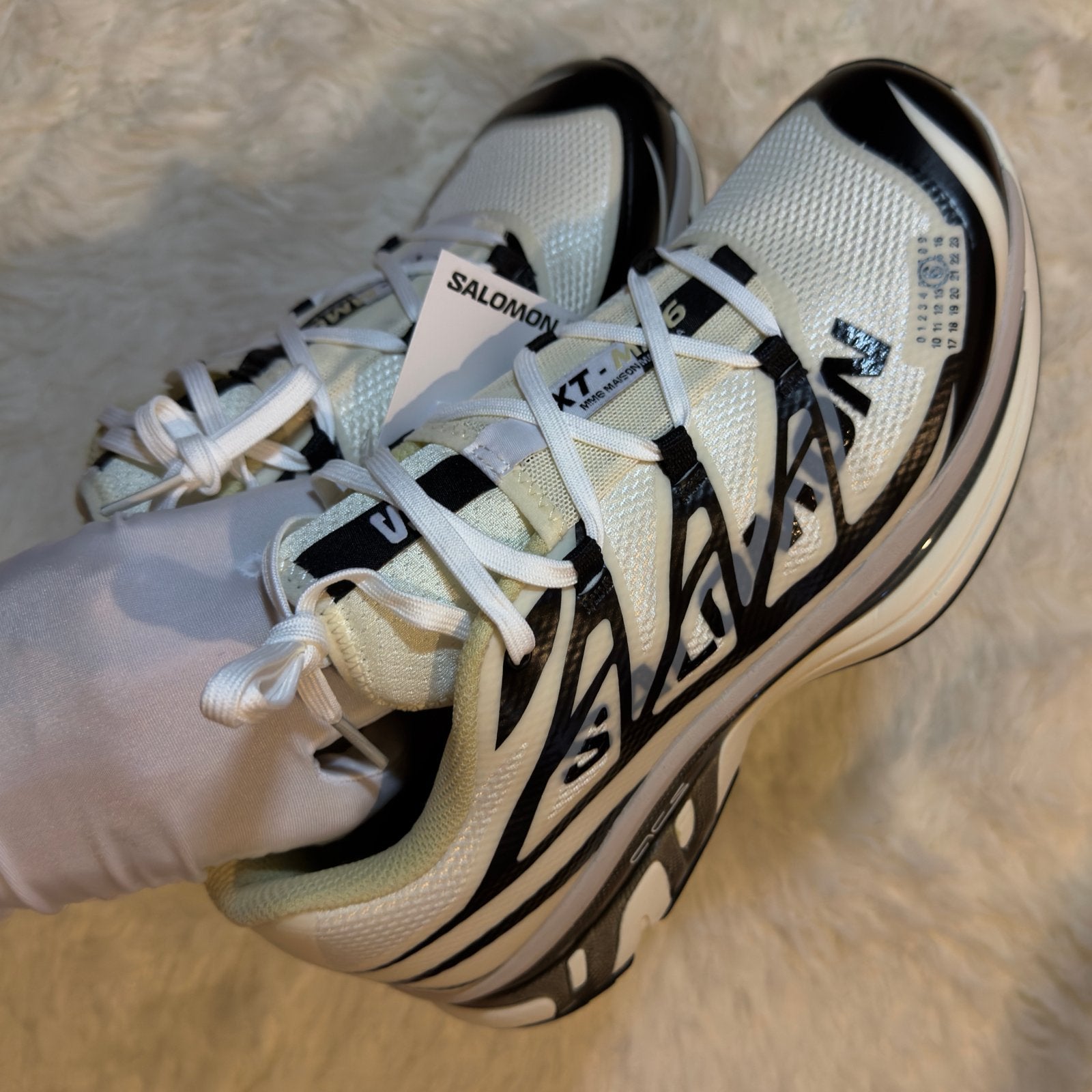 Salomon x MM6 Maison Margiela XT-6 - Maat 42 2/3 (ruime 42), Ophalen, Overige kleuren, Nieuw, Sneakers of Gympen