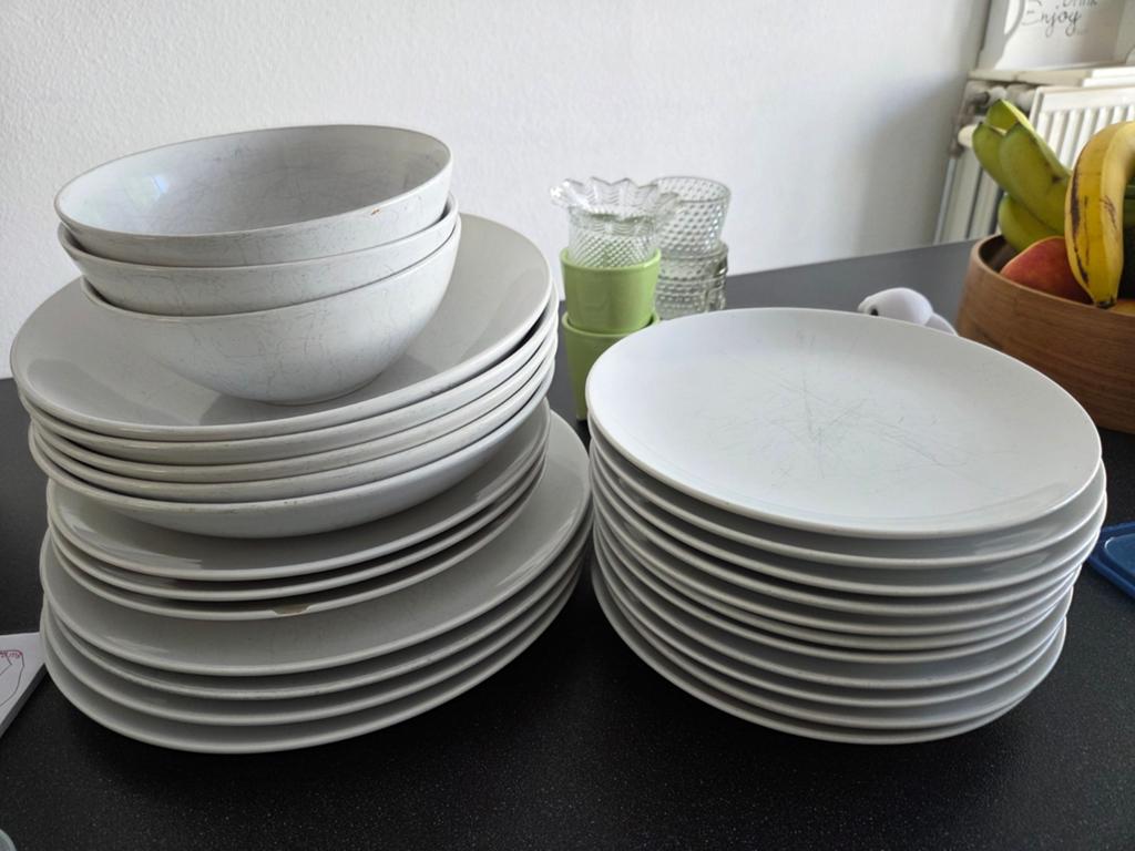 Servies van Ikea gratis, Huis en Inrichting, Keuken | Servies, Ophalen of Verzenden, Overige stijlen