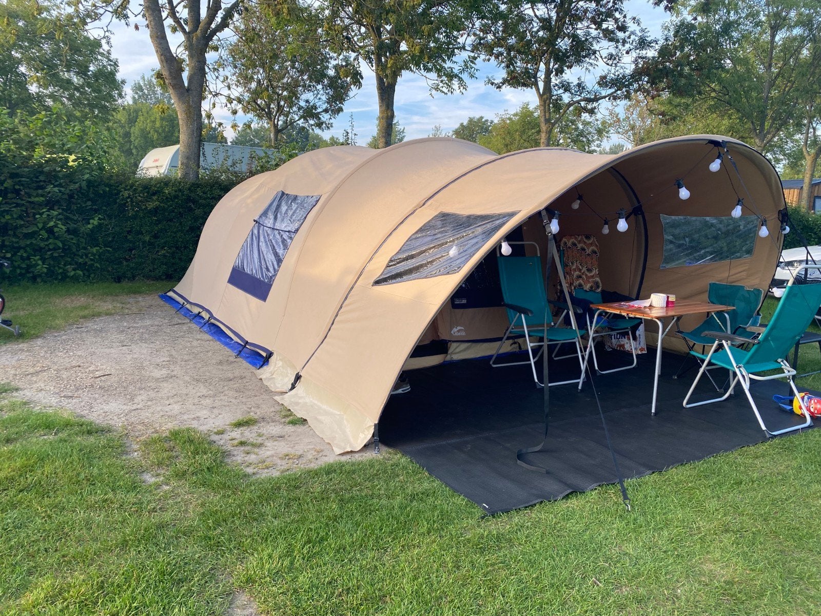 Cabanon Awaya 380 tunneltent - Ruime gezinstent, Caravans en Kamperen, Tenten, Ophalen
