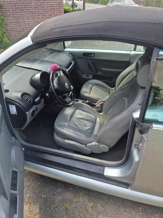 Foto 9 van nu €3100 ! VW Cabrio Automaat Airco 2.0l 163.500km APK 2027