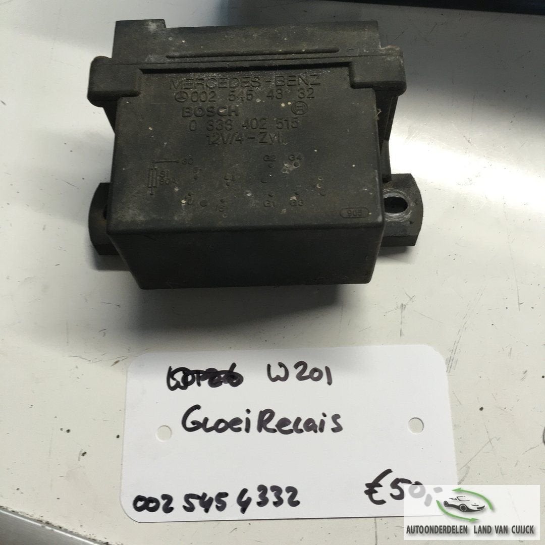 Mercedes W201  Gloeirelais 002 545 4332