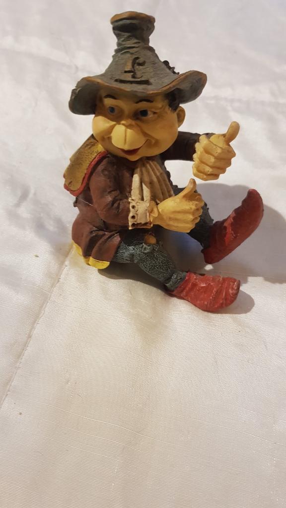 Laaf lavartica terra, Ophalen of Verzenden, Zo goed als nieuw, Beeldje of Poppetje