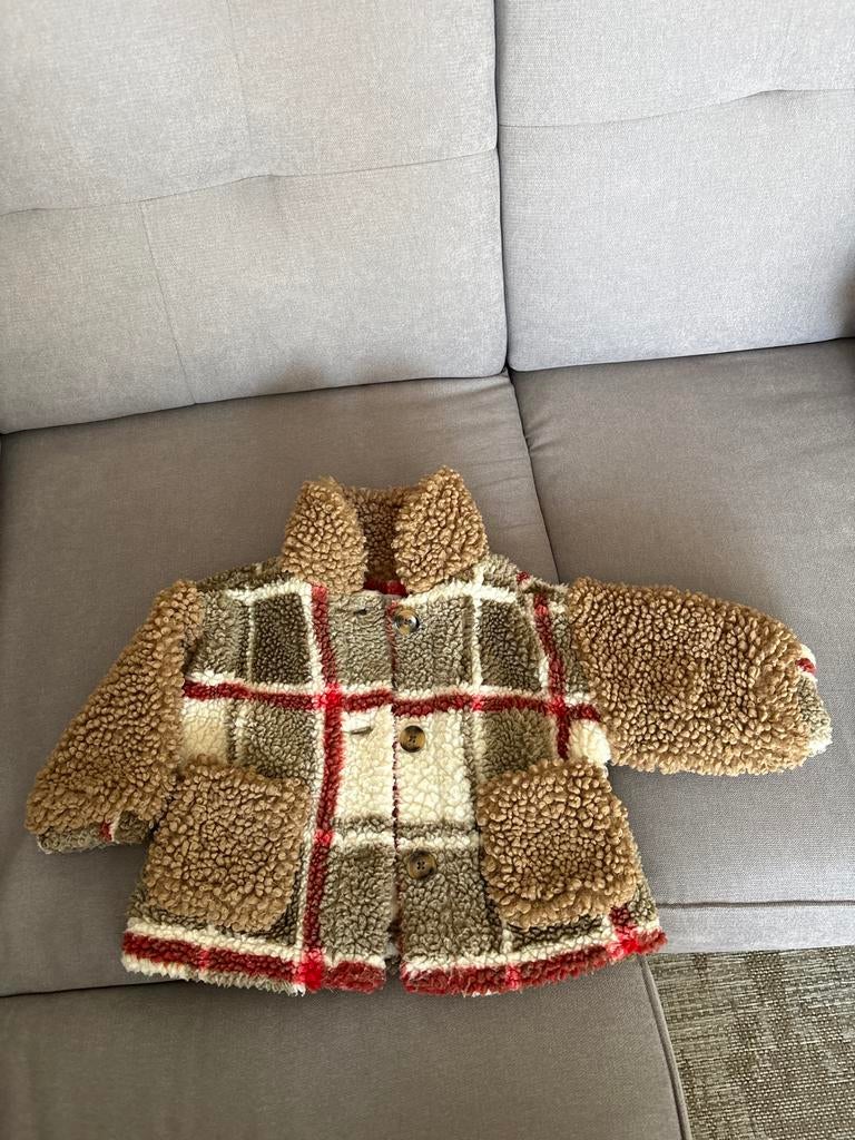 Geruit teddy jasje voor baby's (9-12 maanden), Ophalen of Verzenden, Zo goed als nieuw, Jongetje of Meisje, Jasje