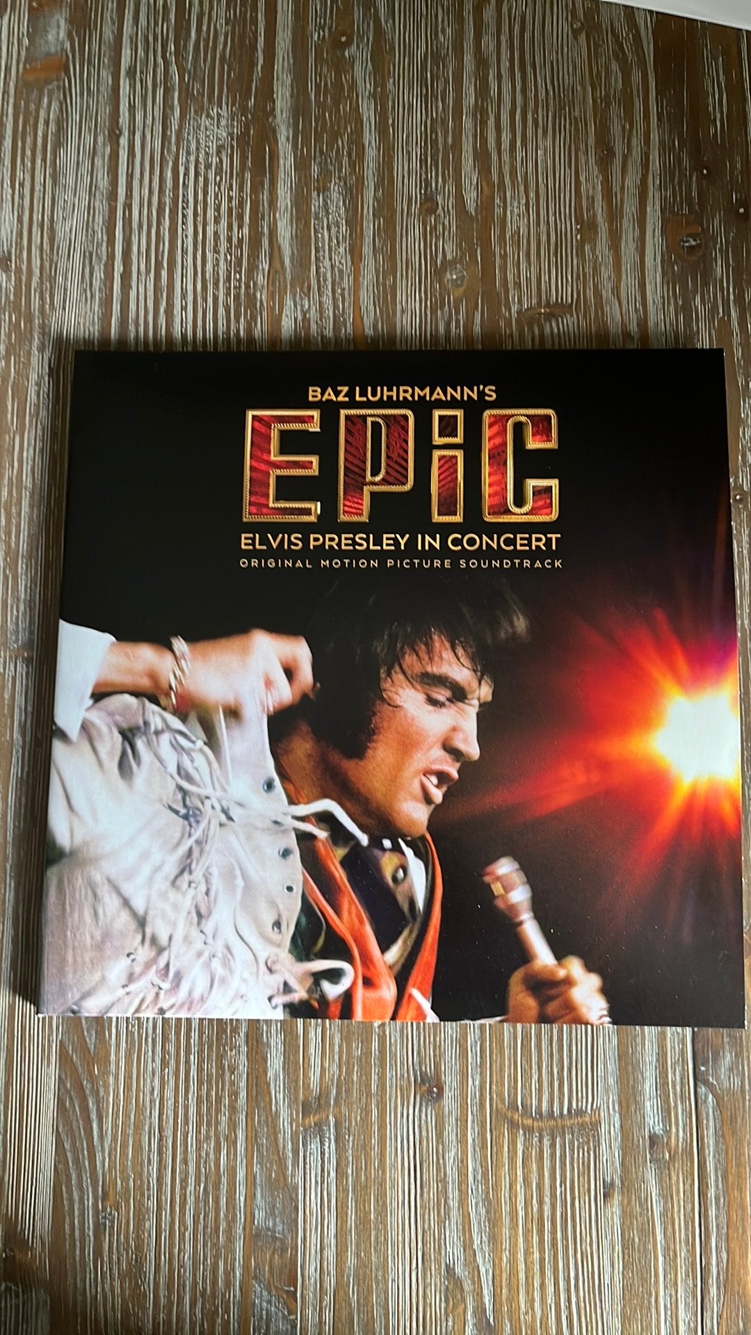 Elvis Epic(Elvis in concert)red marbled vinyl, Cd's en Dvd's, Colored vinyl, Ophalen of Verzenden, Zo goed als nieuw, 12 inch