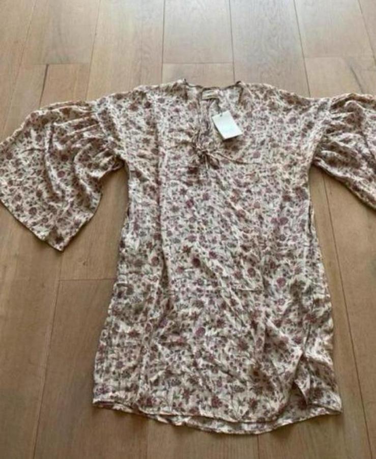 Sissel edelbo one size zijde nieuw, Kleding | Dames, Jurken, Maat 38/40 (M), Beige, Ophalen of Verzenden, Zo goed als nieuw