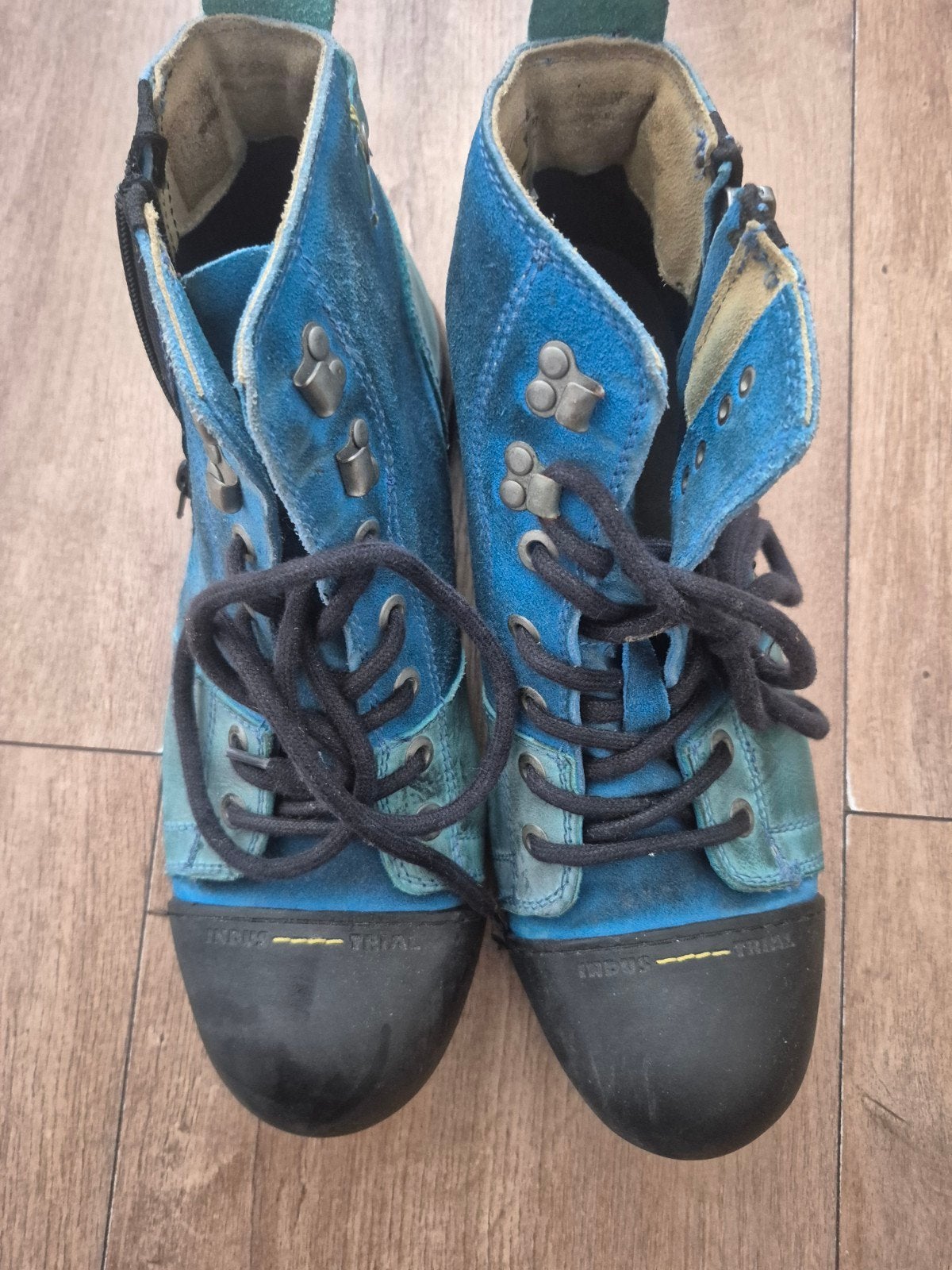 Te koop schoenen Yellow Cab maat 42, Ophalen of Verzenden, Gebruikt