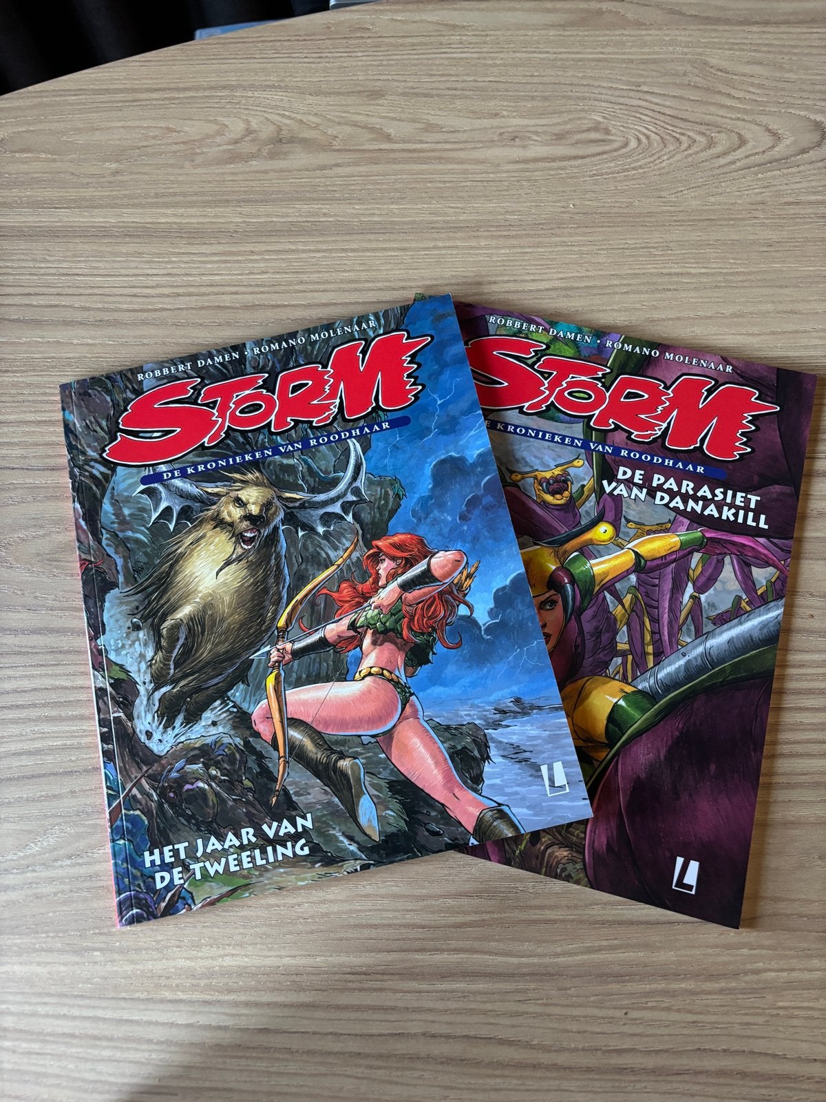 Storm: De Kronieken van Roodhaar - 2 stripboeken, Boeken, Stripboeken, Meerdere stripboeken, Ophalen of Verzenden, Zo goed als nieuw
