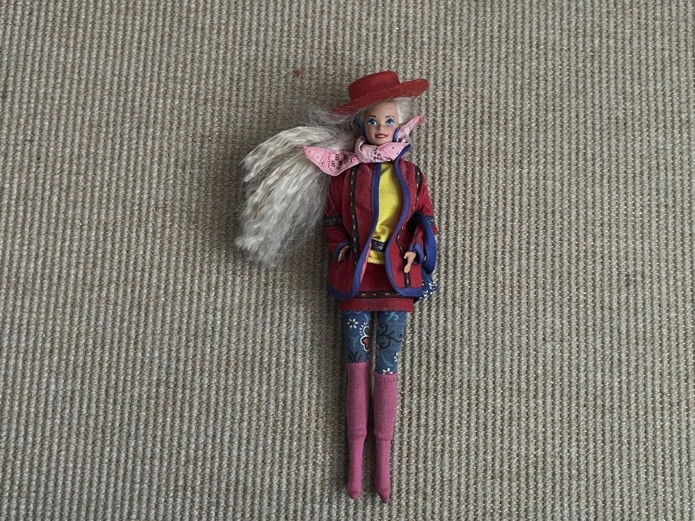 Benneton Barbie | 1990 | met complete kleding set, Verzamelen, Ophalen of Verzenden, Gebruikt, Pop