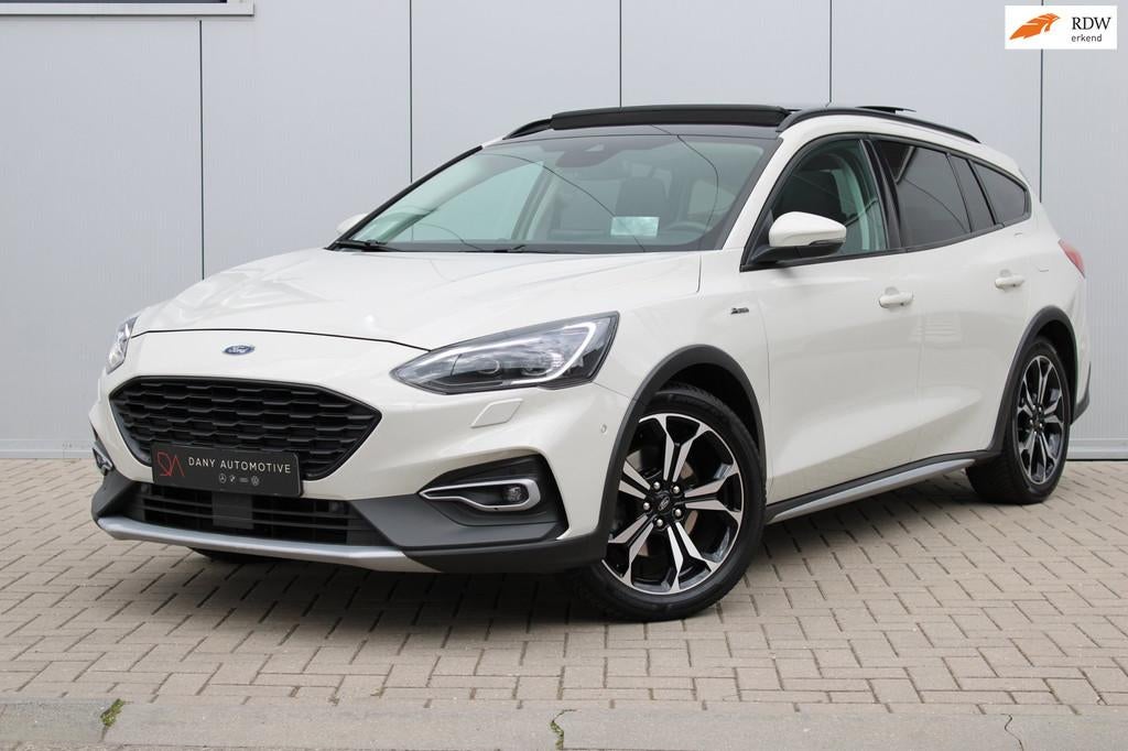 Ford Focus Wagon 1.5 EcoBoost Active PANO I KEYLESS I CARPLA, Zwart, Leder en Stof, Wit, Adaptive Cruise Control