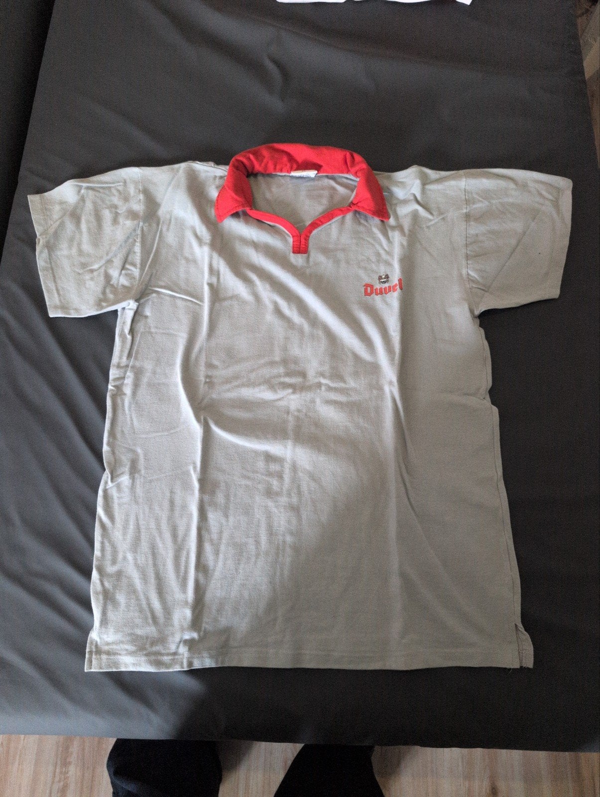 Duvel Polo Shirt - Grijs met Rood - Maat XL, Duvel, Maat 56/58 (XL), Ophalen of Verzenden, Grijs