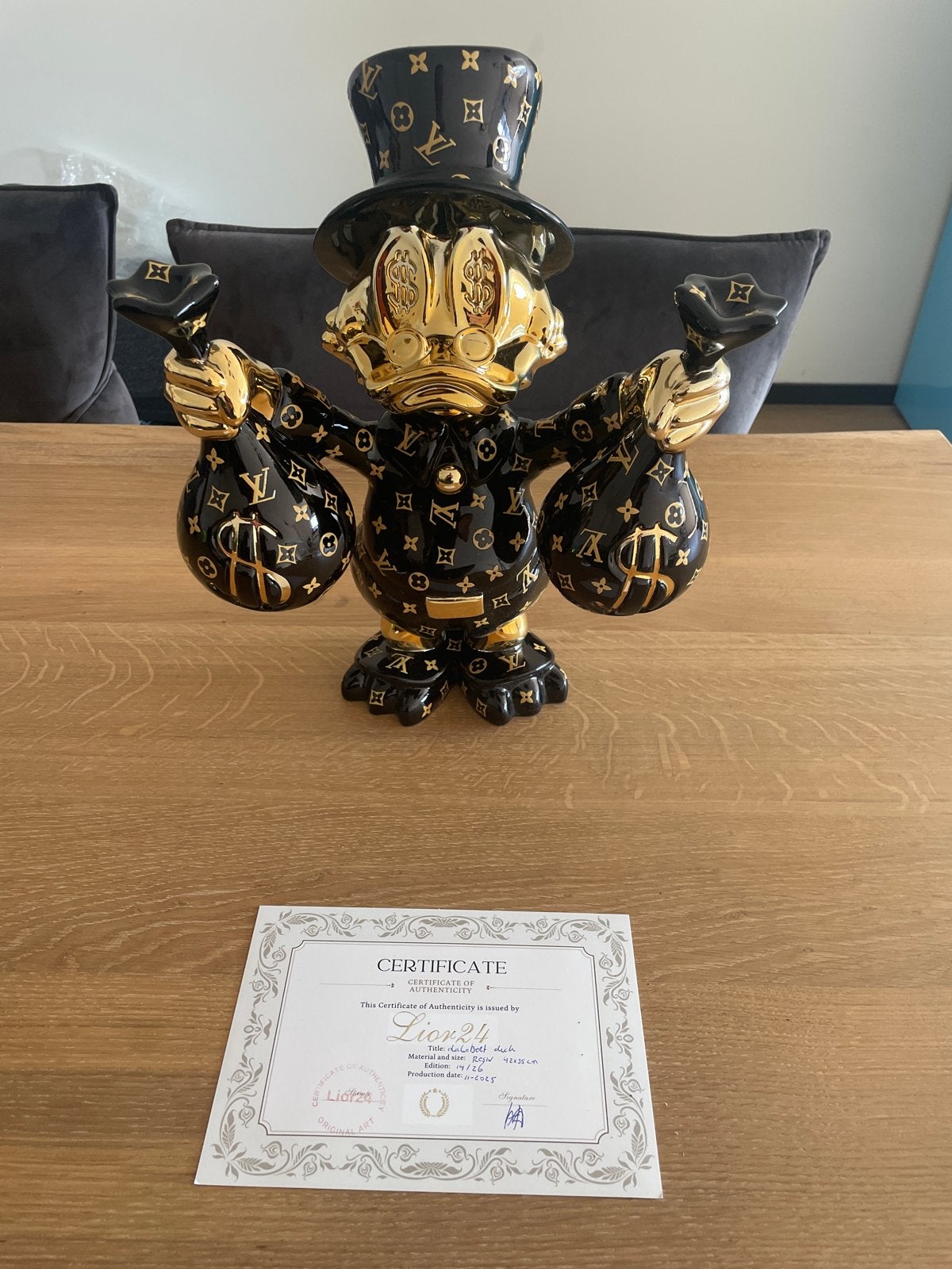Exclusieve Gouden Dagobert Duck Sculptuur - Liox24, Overige onderwerpen, Ophalen of Verzenden, Overige materialen, Beeld