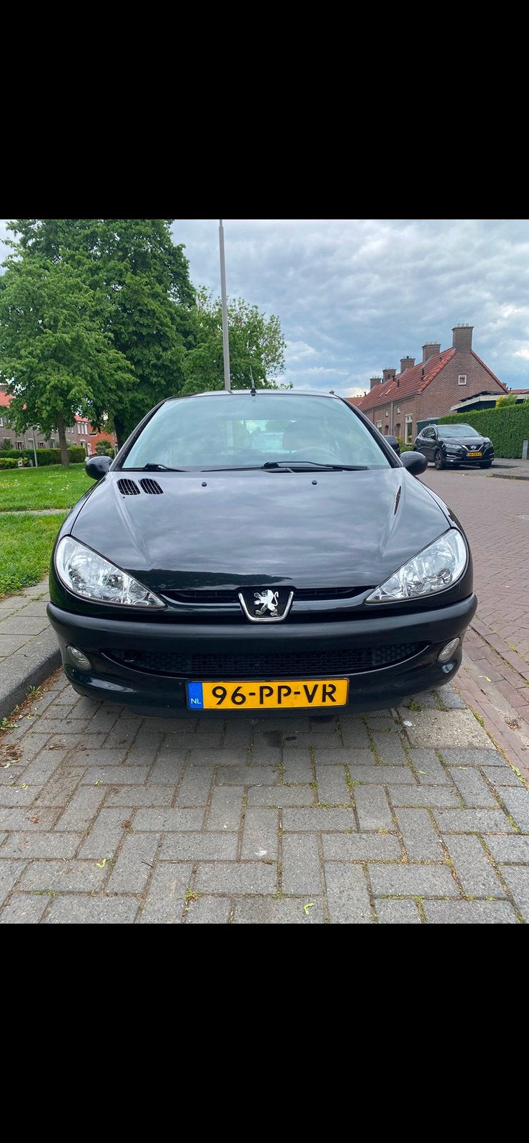 Peugot pop Art 1.4 - 141492 km, Auto's, Stof, Zwart, Handgeschakeld, Grijs