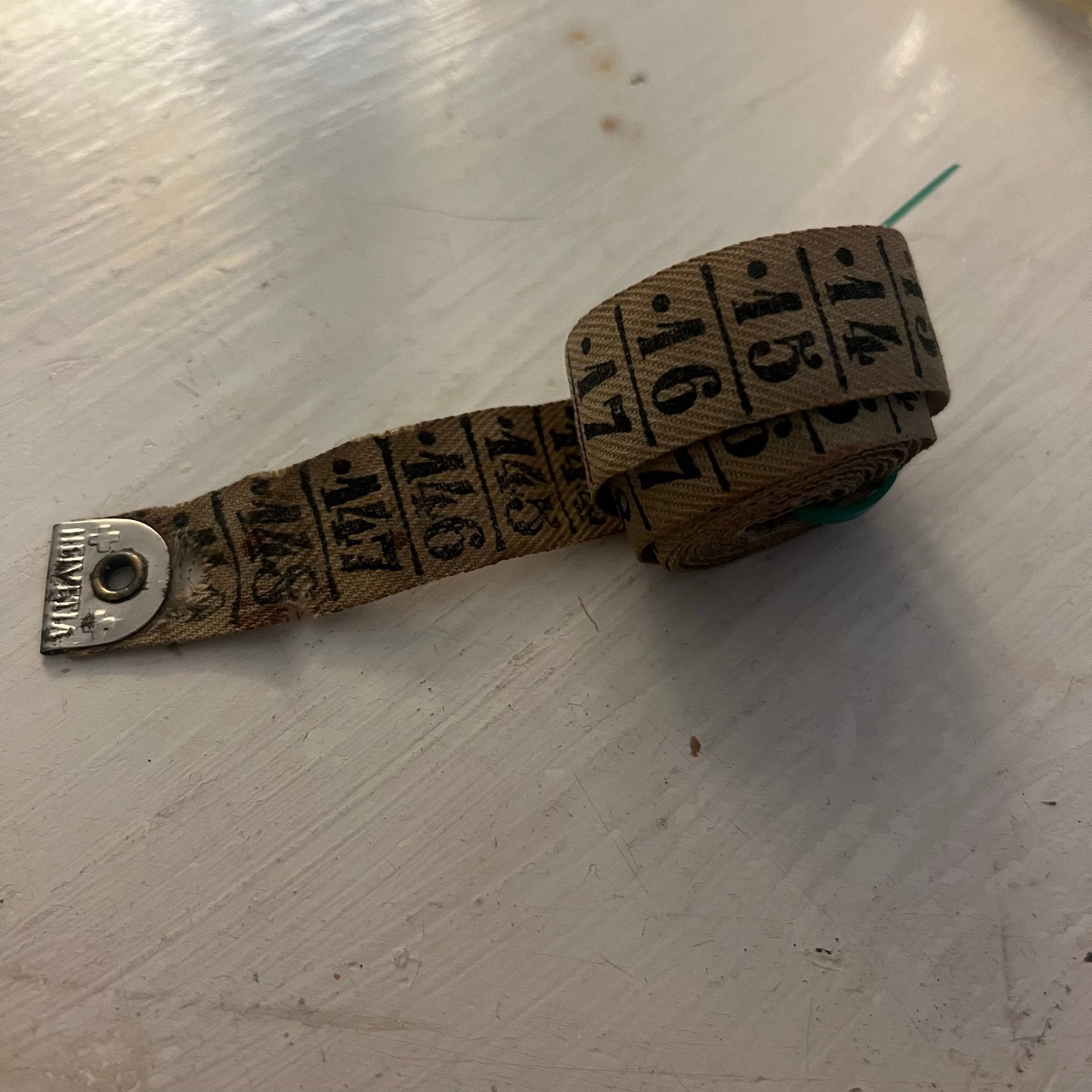 Oude meetlint / meetband/ centimeter, Doe-het-zelf en Verbouw, Ophalen of Verzenden, Gebruikt, Afstand